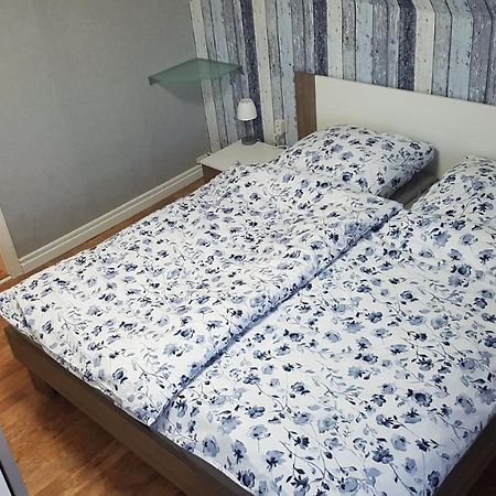 Seehund-Lilly Wilhelmshaven Esterno foto